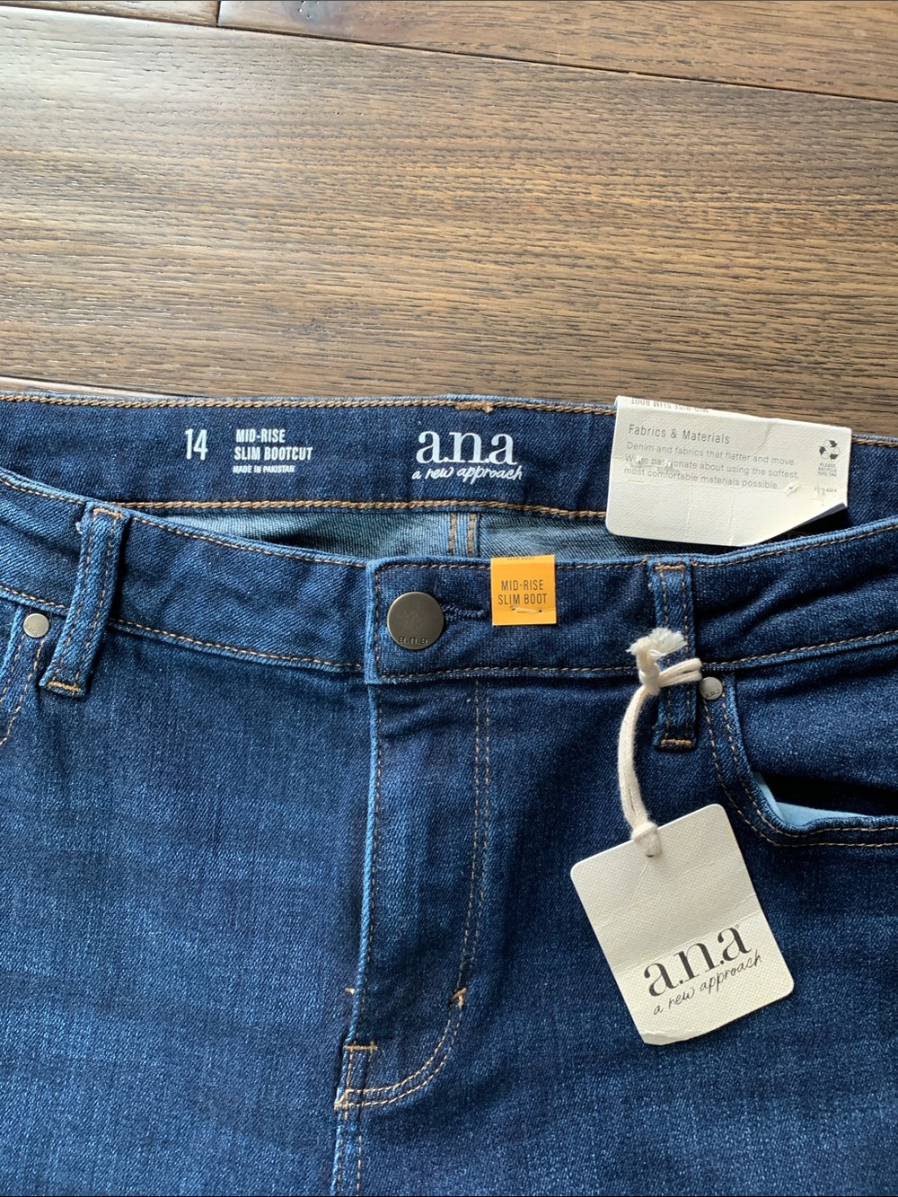 a.n.a Women’s Mid-rise Dark Blue Boot-Cut Jeans. Brand New with tags. Size:14. - Picture 8 of 8
